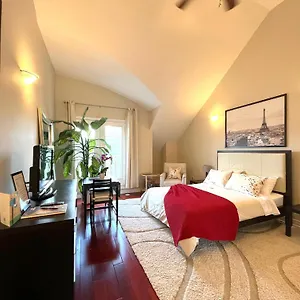 https://stunning-studio-in-the-beaches.hotelstorontoontario.org